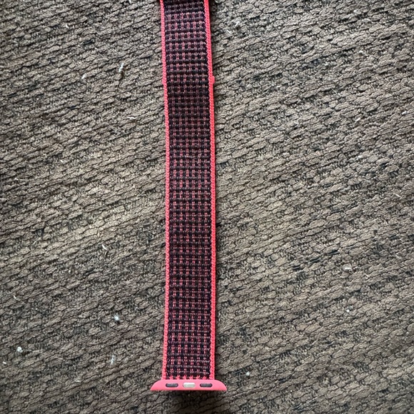 Series 4 Applewatch - Picture 3 of 4